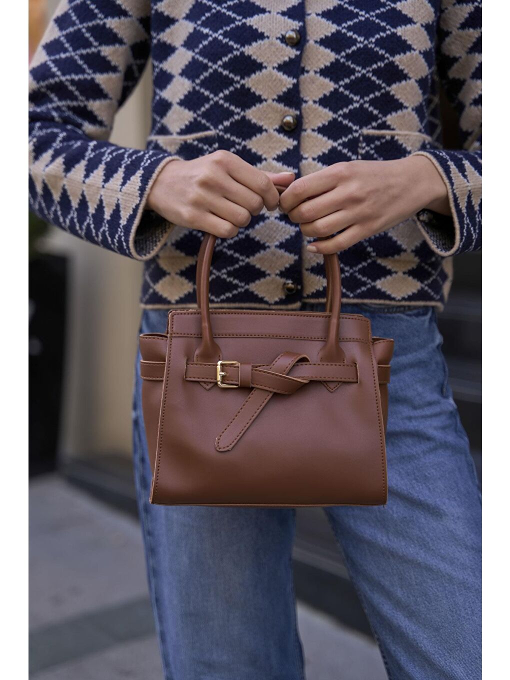 Kahverengi Mini Kemer Detaylı El Ve Omuz Çantası Taba