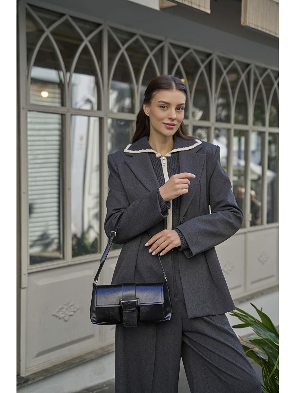 Kaplamalı El Ve  Omuz Çantasi Siyah-1