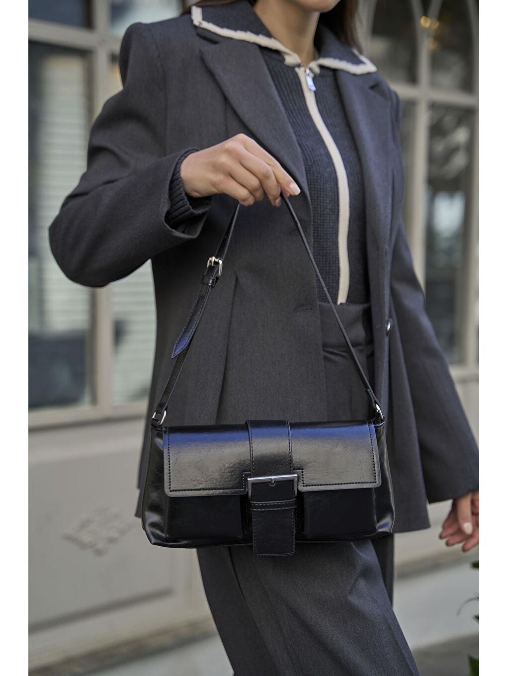 Kaplamalı El Ve  Omuz Çantasi Siyah-2