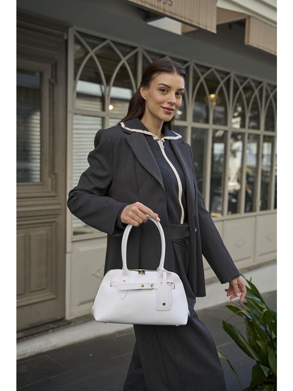 Gold Aksesuarlı Retro Çanta El Ve Omuz Çantası Beyaz-2