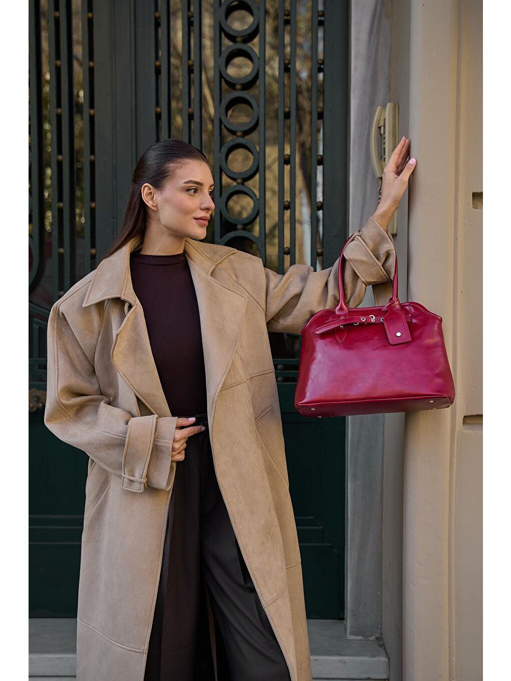 Kemer Detaylı Retro El Çantası Kırmızı-3