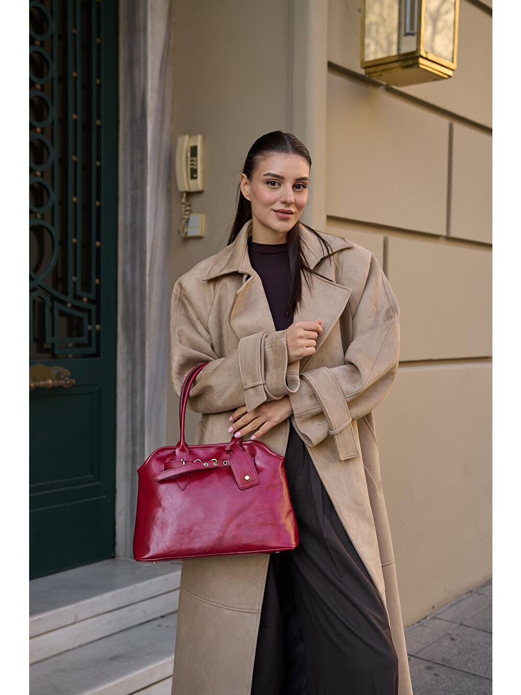 Kemer Detaylı Retro El Çantası Kırmızı-4