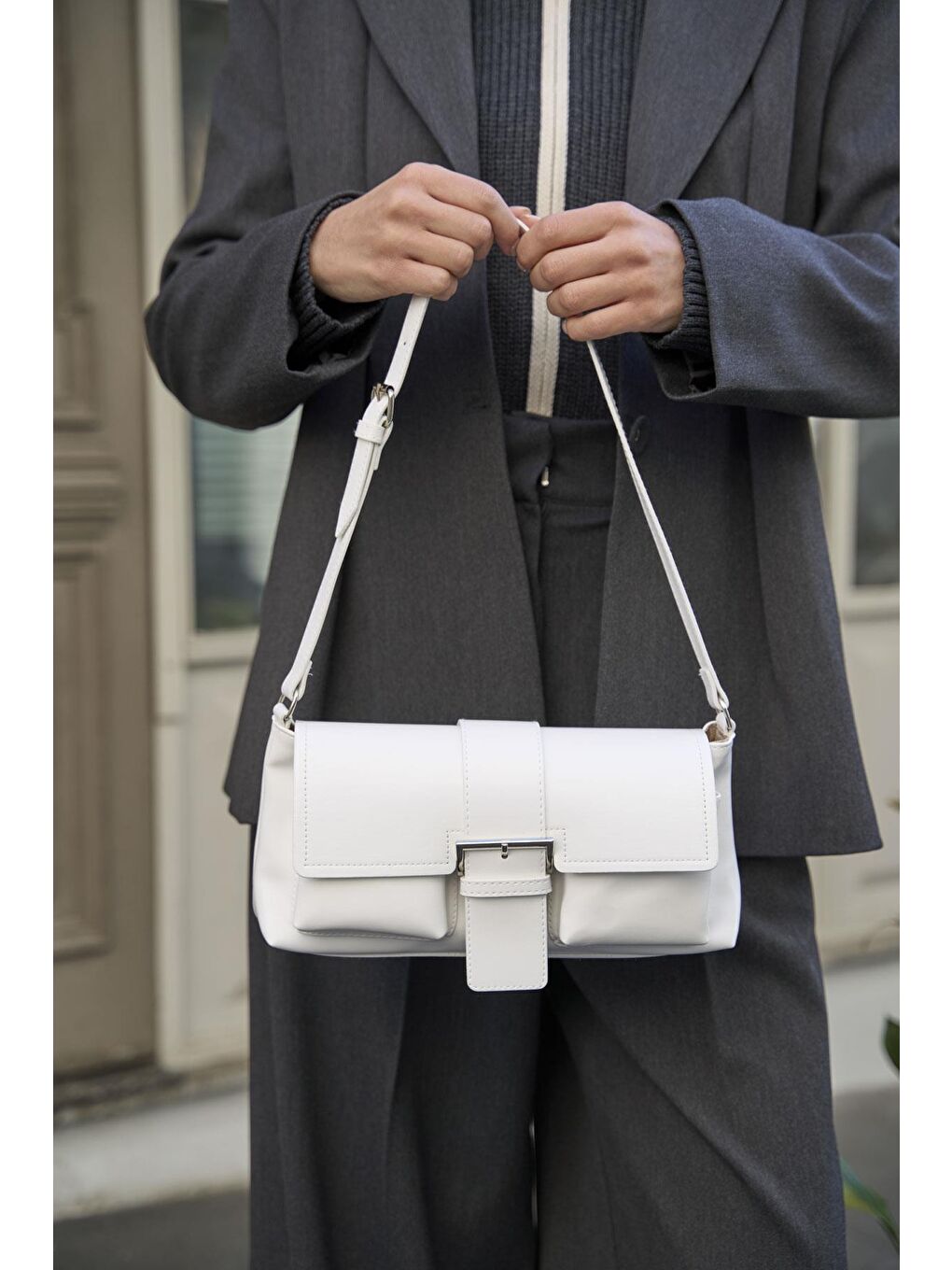 Kaplamalı El Ve  Omuz Çantasi Beyaz-1