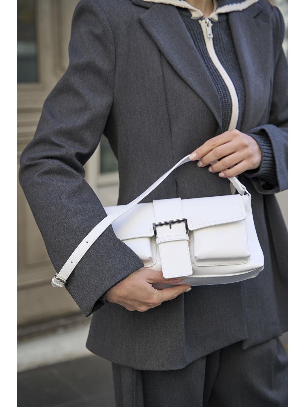 Kaplamalı El Ve  Omuz Çantasi Beyaz-3