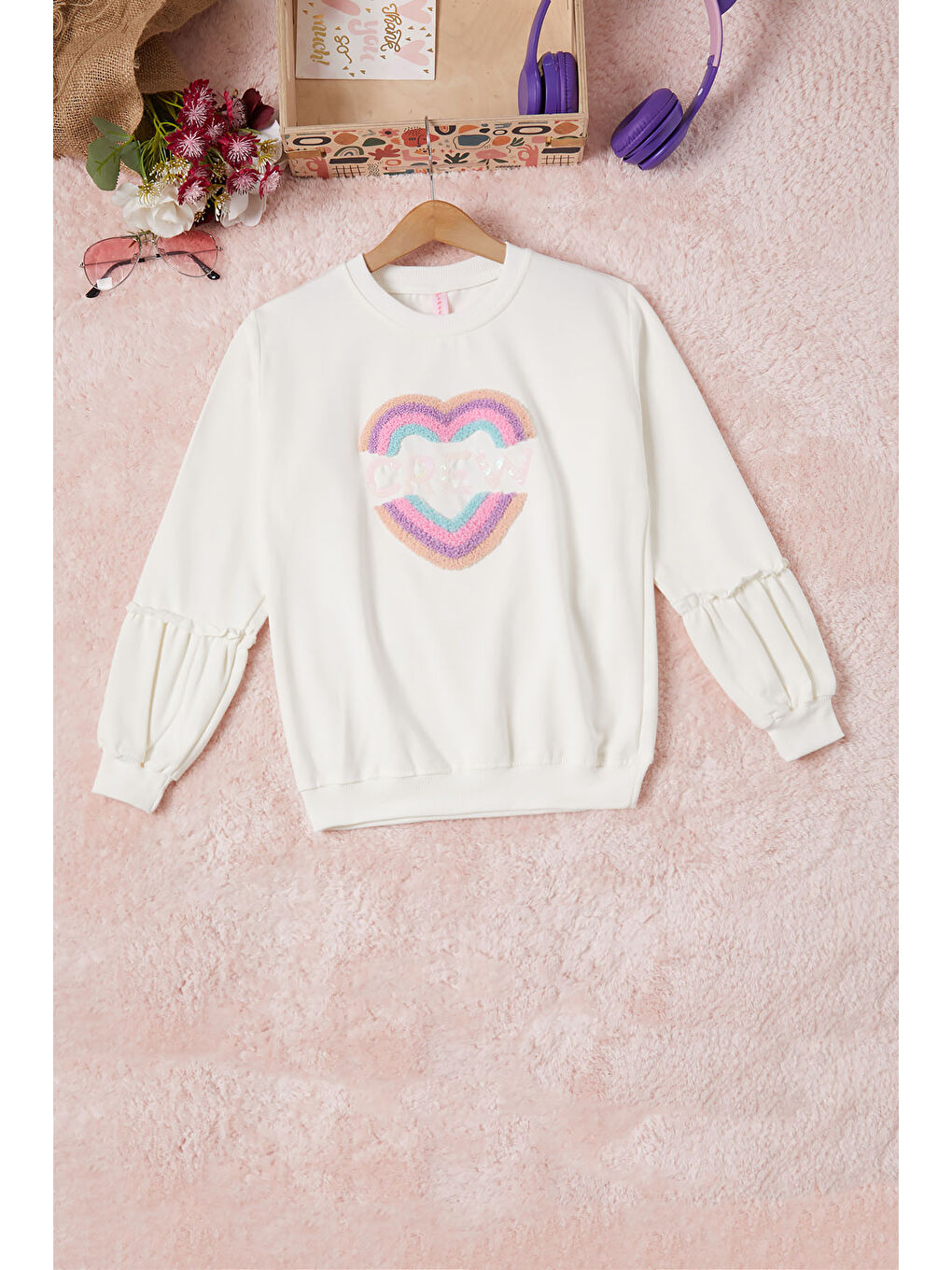 Pembe Life Kids Club Ekru Renkli Kalp Desenli Payetli Kız Çocuk Sweatshirt 16692