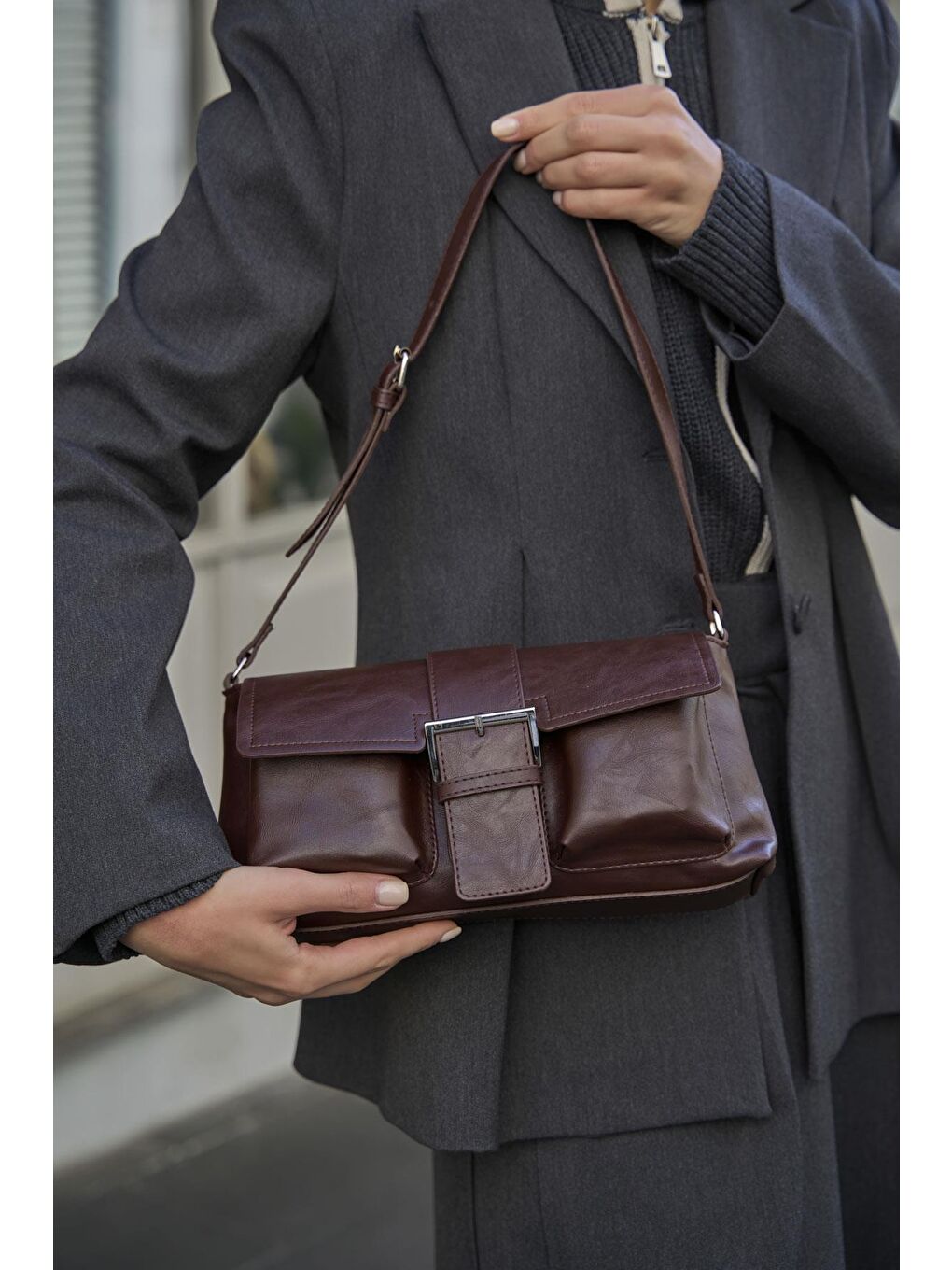 Kaplamalı El Ve  Omuz Çantasi Kahverengi