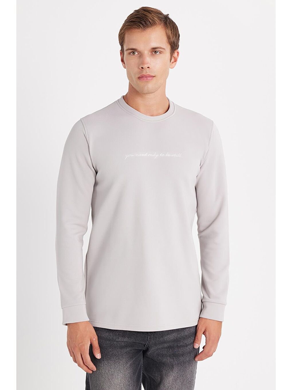 Erkek Standart Fit Pamuklu Bisiklet Yaka Şardonlu Baskılı Açık Gri Sweatshirt