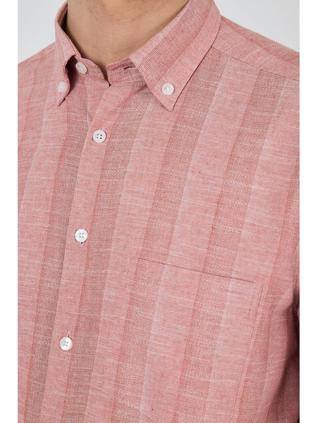 Pembe Uzun Kol Çizgili Desen Armürlü Düğmeli Yaka Cepli Pamuklu Classic Comfort Fit Gömlek 1004250157-3