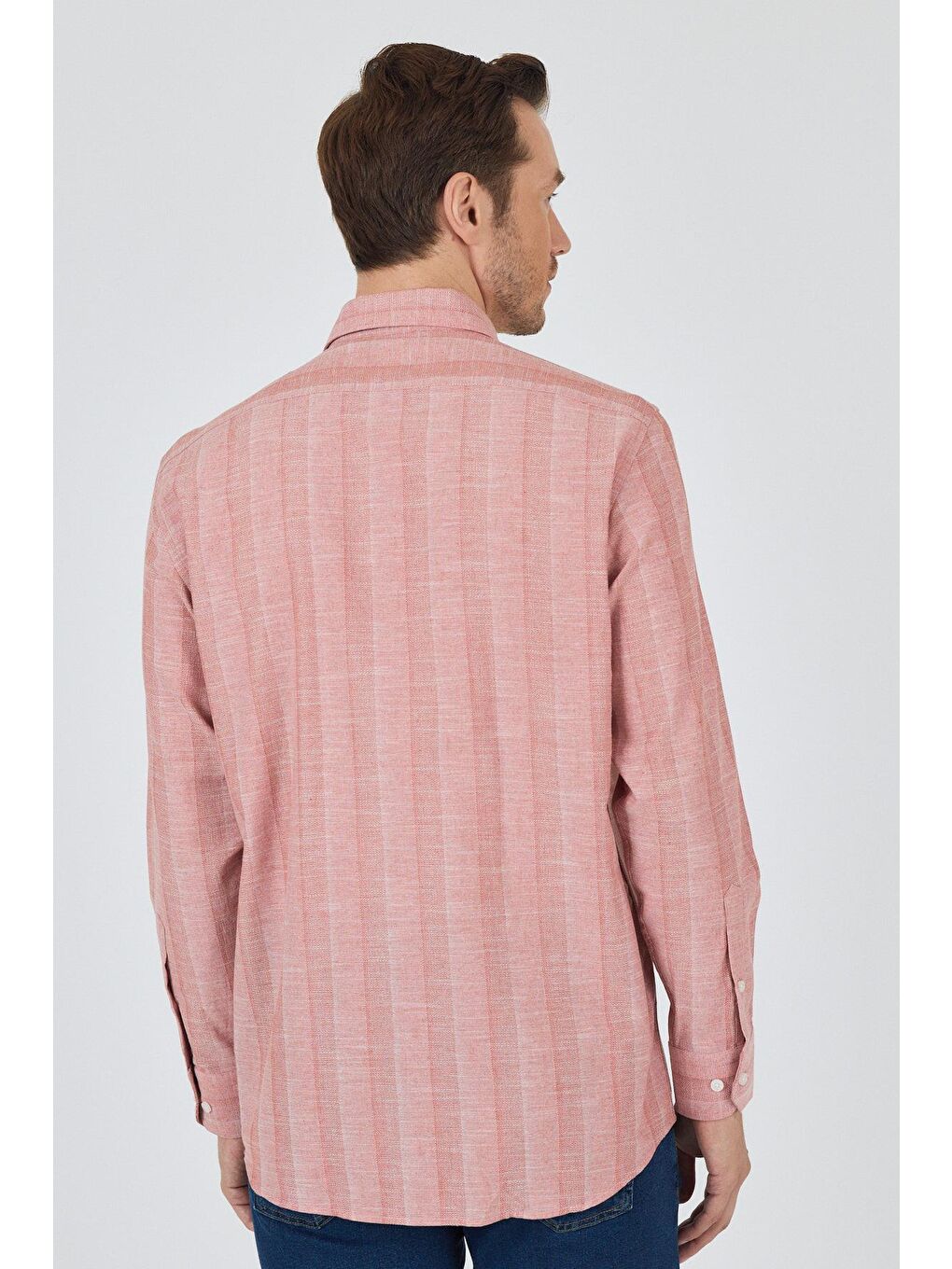 Pembe Uzun Kol Çizgili Desen Armürlü Düğmeli Yaka Cepli Pamuklu Classic Comfort Fit Gömlek 1004250157-4