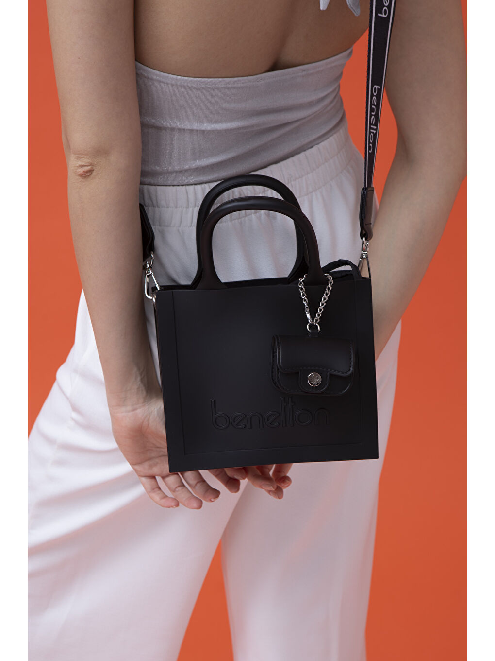 Siyah Kadin El Çantasi Si̇yah BNT1450-3