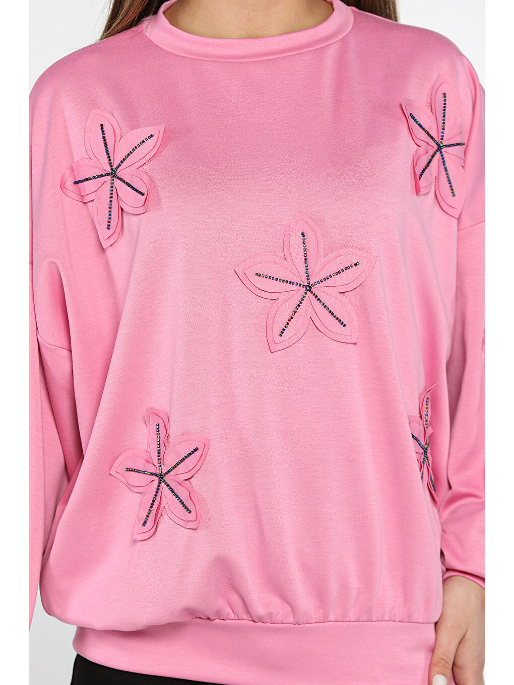 GÜLSELİ Pembe Çiçek Motifli Kadın Sweatshirt - 3