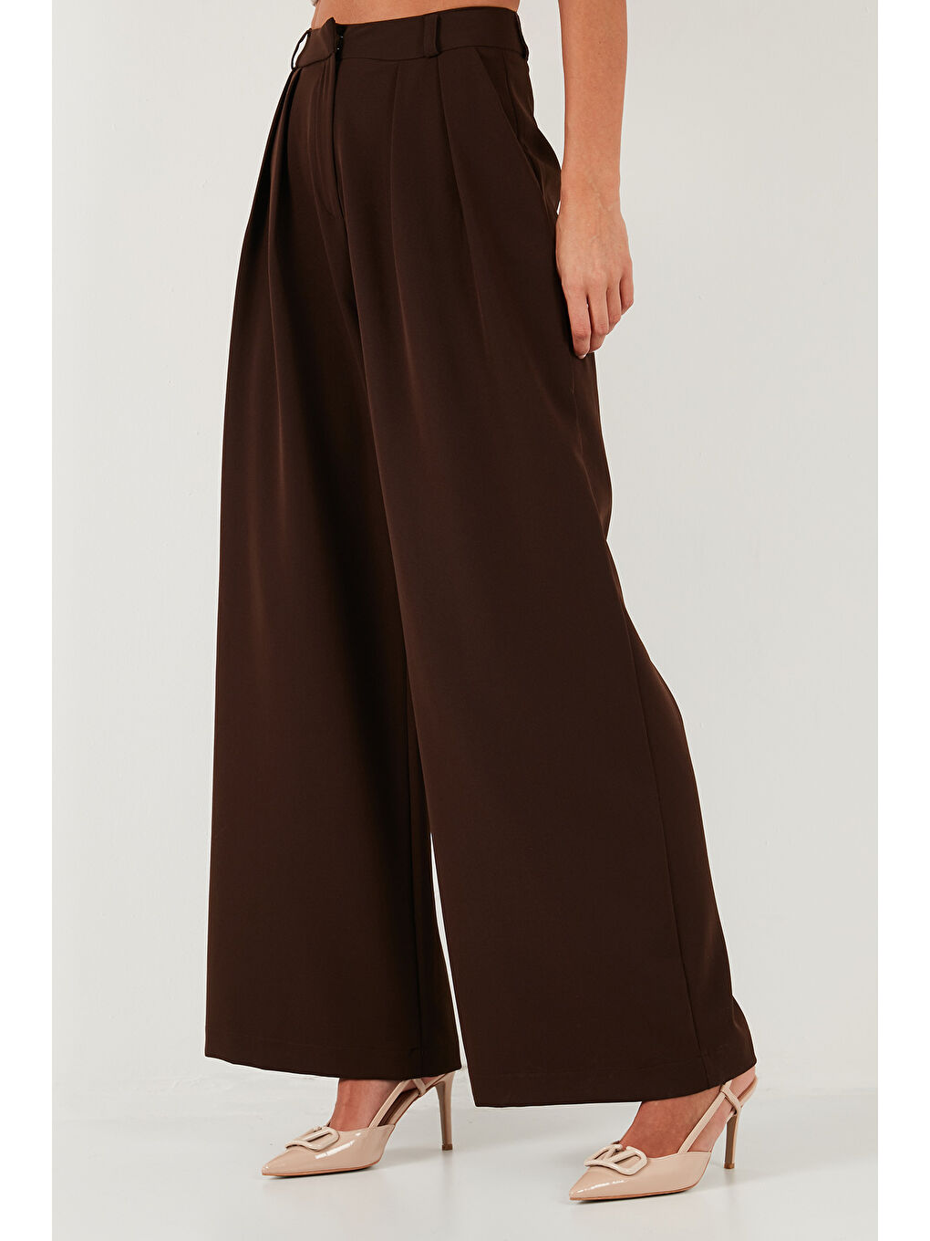 Kahverengi Pile Detaylı Wide Leg Yüksek Bel Geniş Paça Pantolon 6522016-2