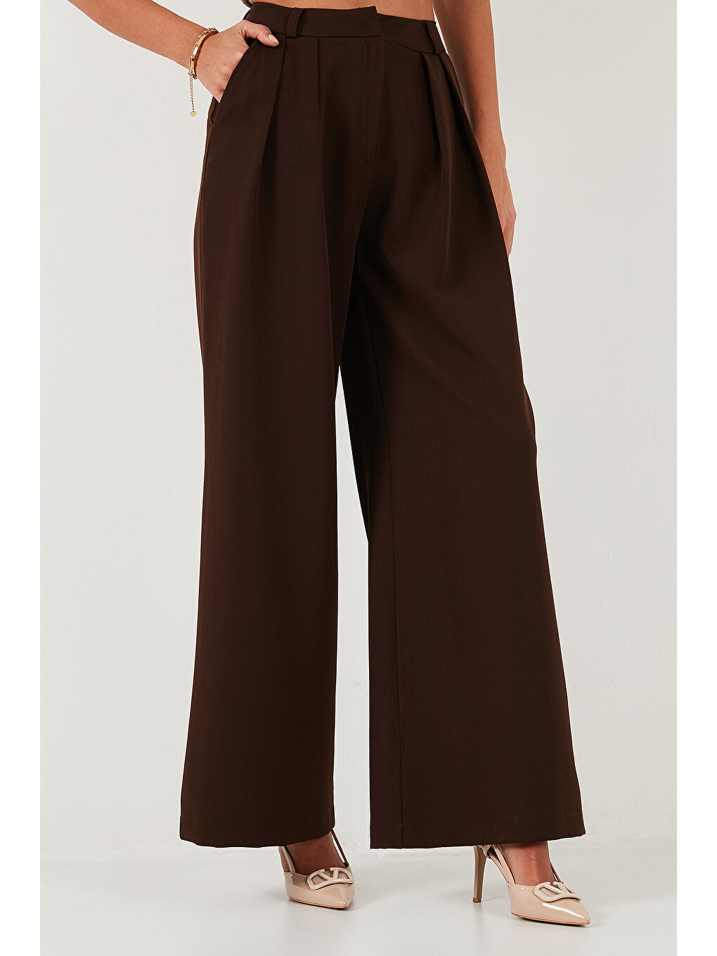 Kahverengi Pile Detaylı Wide Leg Yüksek Bel Geniş Paça Pantolon 6522016-3