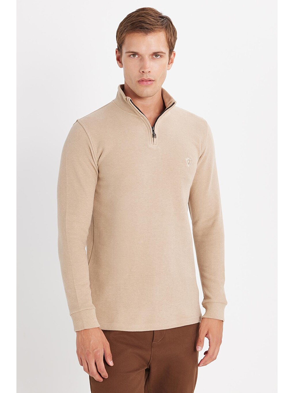Bej Erkek Slim Fit Dar Kesim Pamuklu Selanik Kumaş Yarım Fermuarlı Taş Dik Yaka Sweatshirt