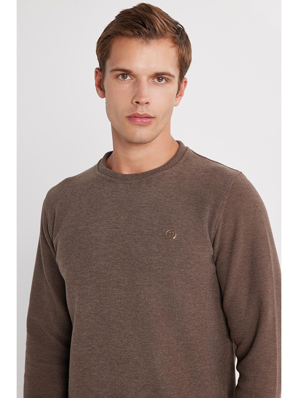 Erkek Slim Fit Dar Kesim Pamuklu Selanik Kumaş Bisiklet Yaka Kahverengi Sweatshirt-1