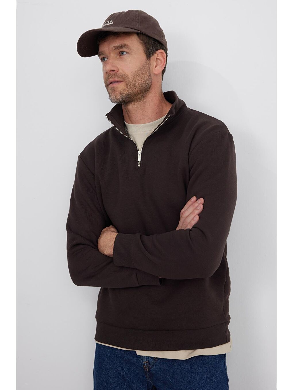 Unisex Relax Fit Rahat Kesim Pamuklu İçi Polarlı Yarım Fermuarlı Kahverengi Dik Yaka Sweatshirt-3