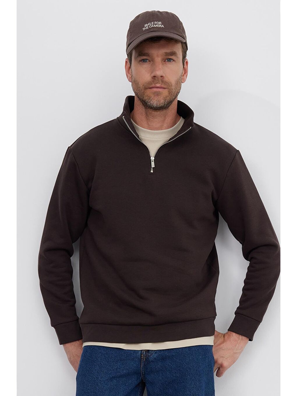 Unisex Relax Fit Rahat Kesim Pamuklu İçi Polarlı Yarım Fermuarlı Kahverengi Dik Yaka Sweatshirt-4