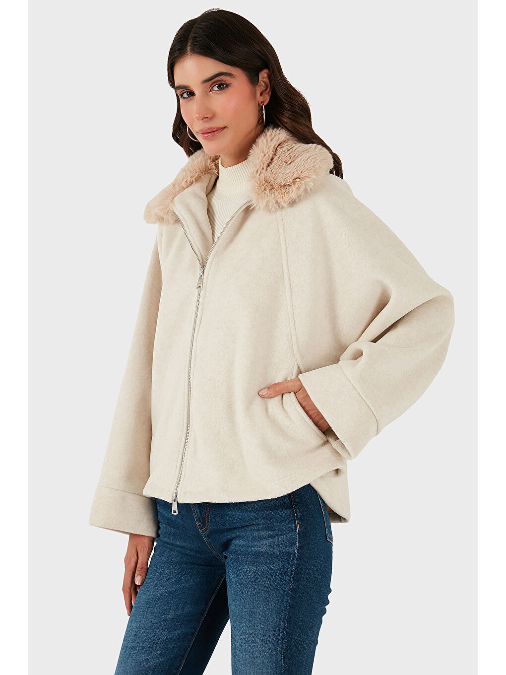 Bej Pamuk Karışımlı Oversize Kürklü Yaka Yarasa Kol Kışa Kaşe Mont 6839660-3