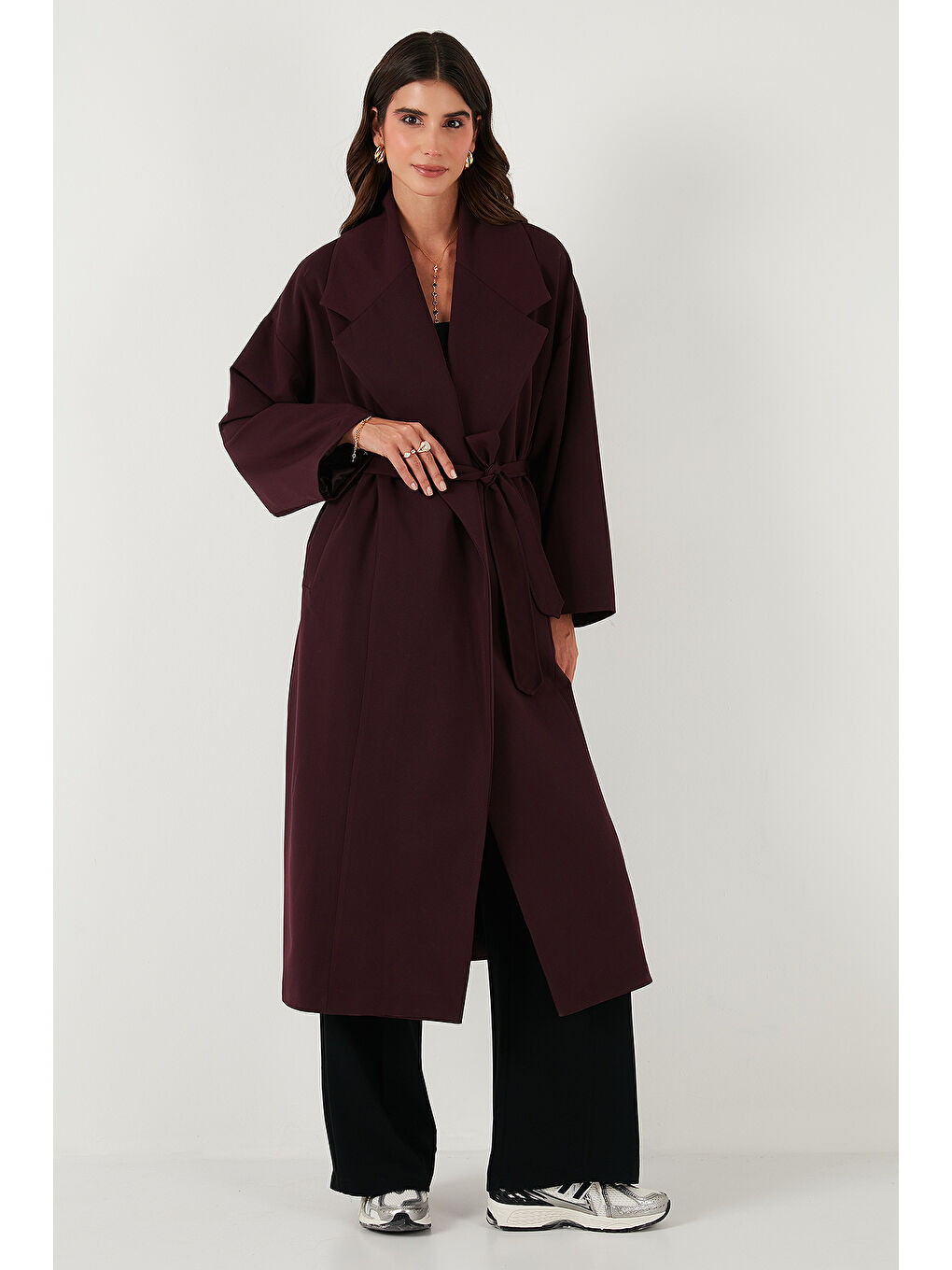 Mürdüm Oversize Fit Kruvaze Yaka Kuşaklı Astarlı Trençkot 6839617-2