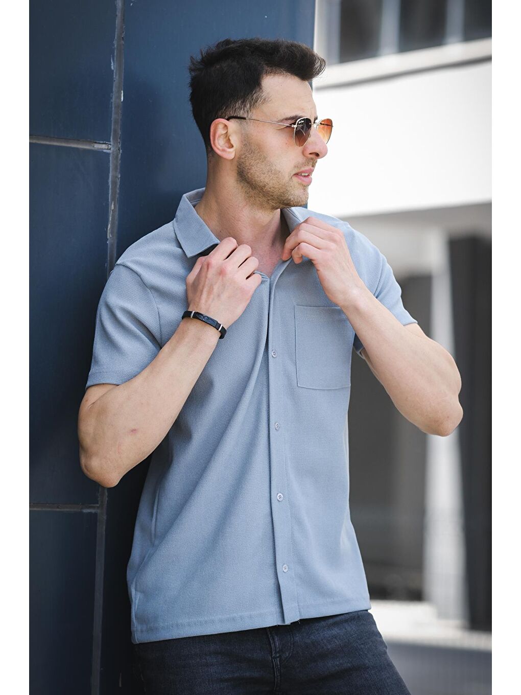 Gri Theo Slim Fit Esnek Elastanlı Kısa Kol Ayaklı Yaka Erkek Gömlek-2