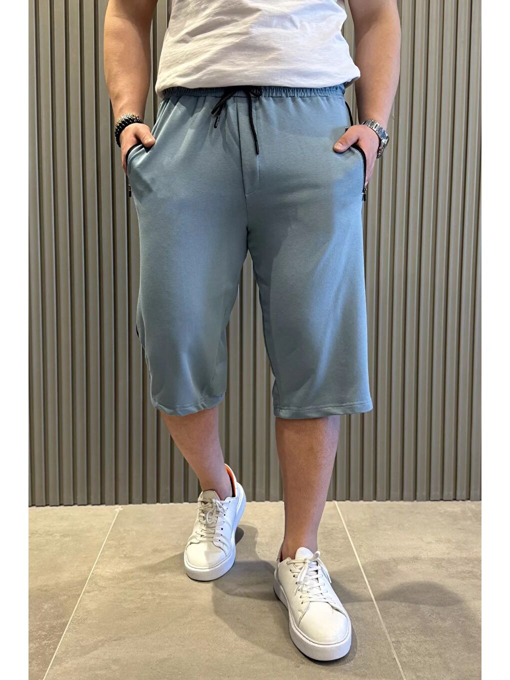 Mavi Cep Fermuarlı Yan Şeritli Erkek Kapri