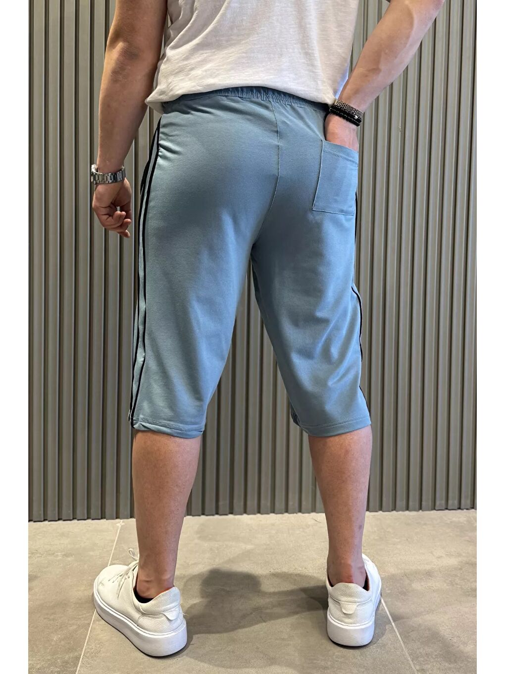 Mavi Cep Fermuarlı Yan Şeritli Erkek Kapri-2