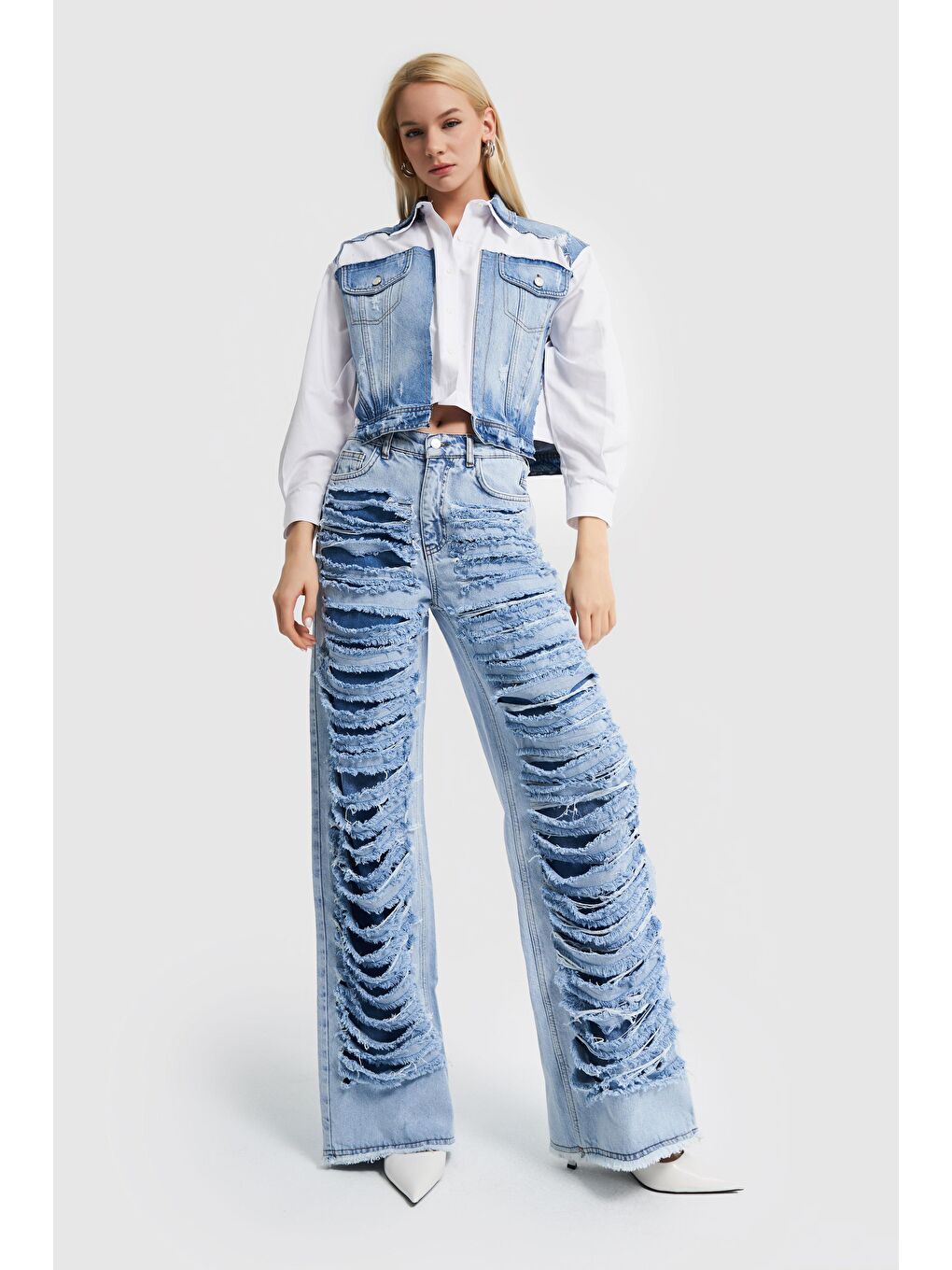 it's basic Mavi Kadın jean Rengi Yırtık Detaylı Bol Kesim Tasarım Denim - 1