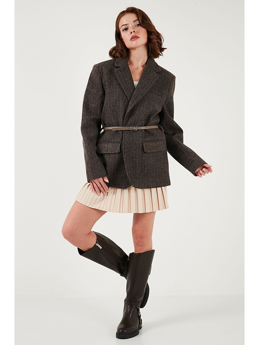 Bej Çizgili Yün Karışımlı Oversize Fit Kruvaze Yaka Kemerli Ceket 6839634-1