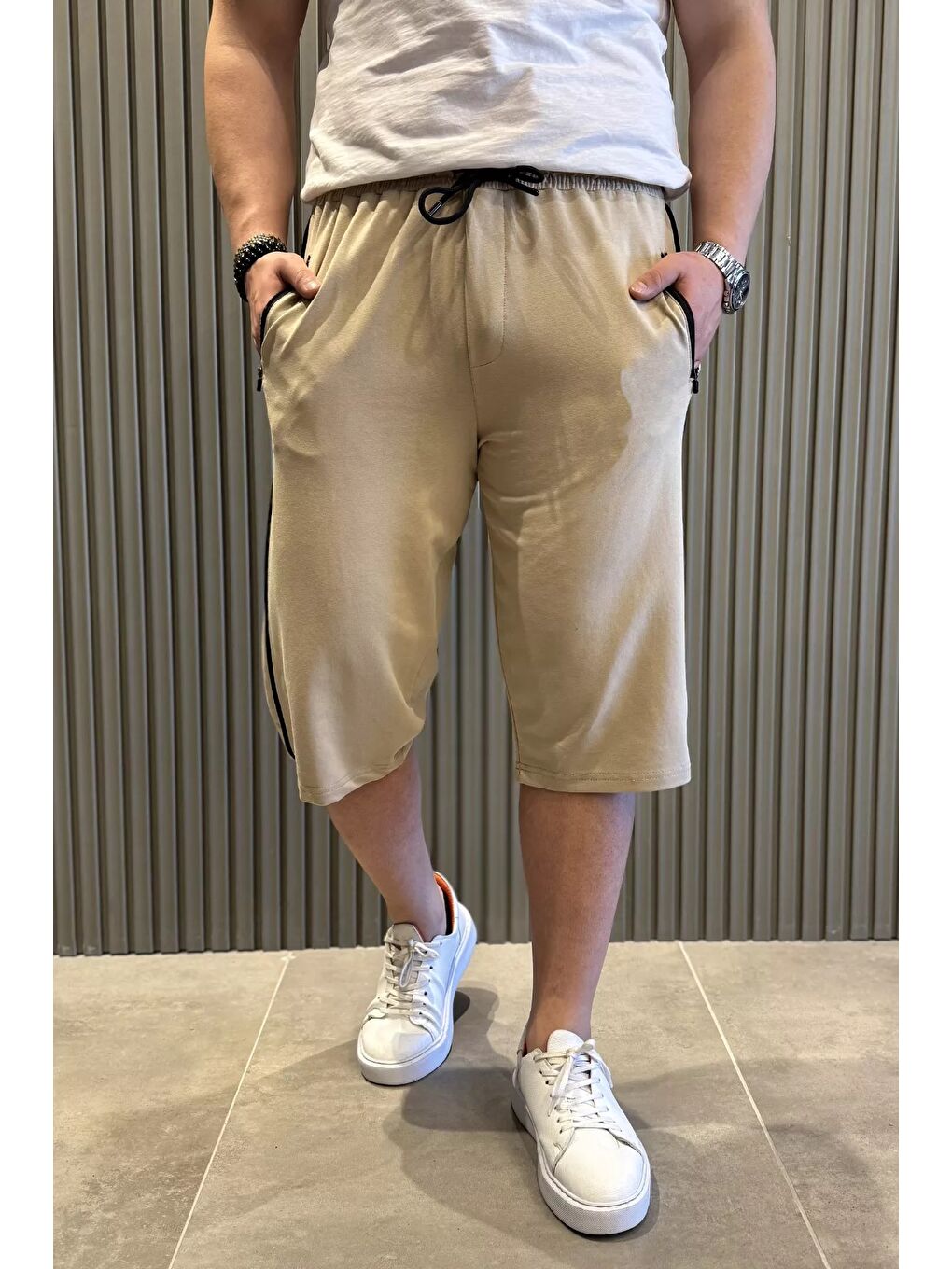Bej Cep Fermuarlı Yan Şeritli Erkek Kapri