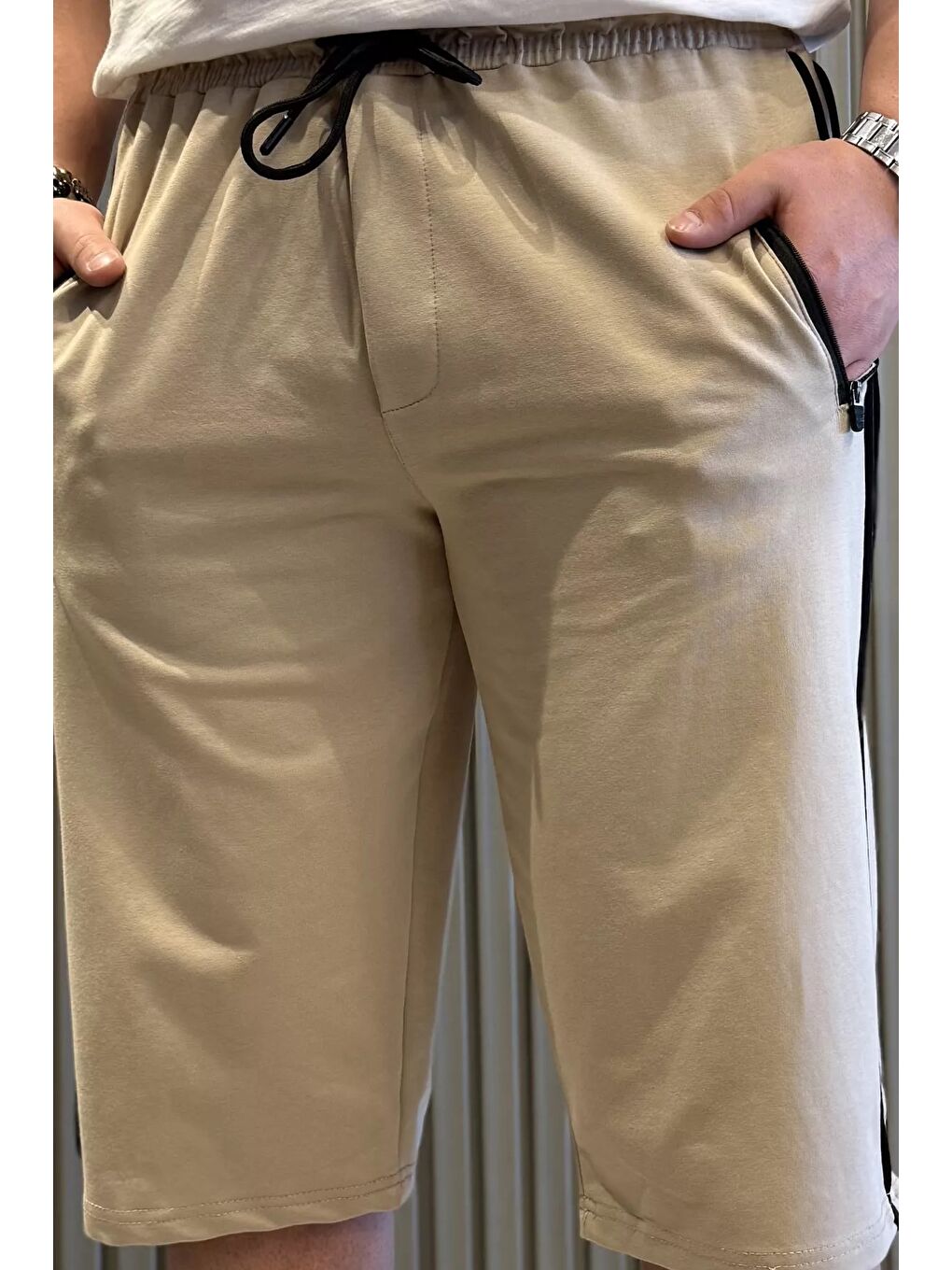 Bej Cep Fermuarlı Yan Şeritli Erkek Kapri-3