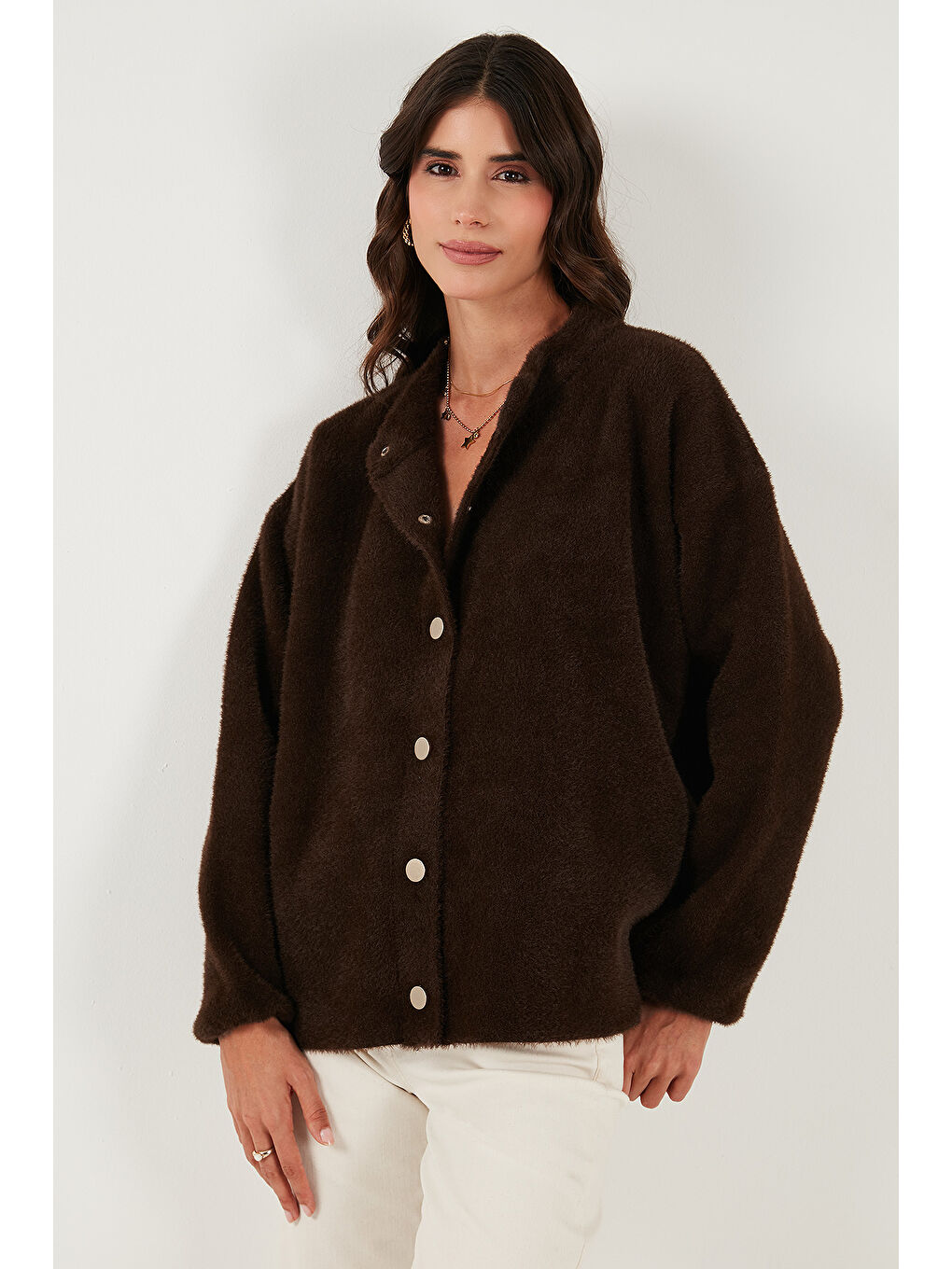 Kahverengi Yün Karışımlı Relaxed Fit Çıtçıt Düğmeli Hırka 4617021-4