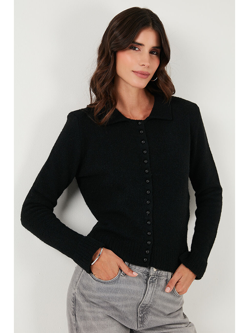 Siyah Yün Karışımlı Regular Fit Düğmeli Polo Yaka Hırka 4617013-2