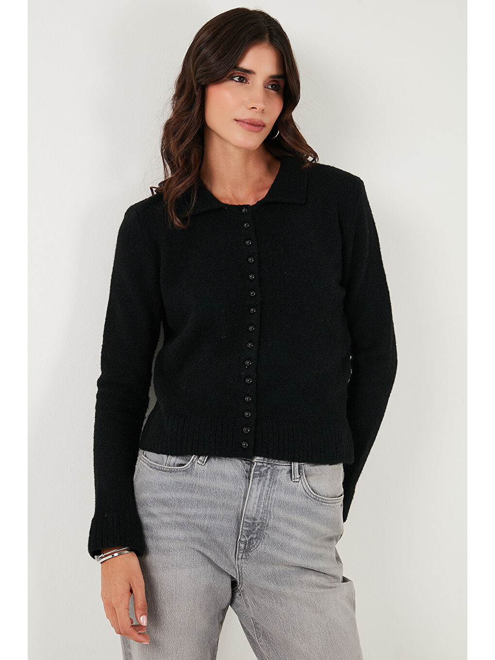 Siyah Yün Karışımlı Regular Fit Düğmeli Polo Yaka Hırka 4617013-4