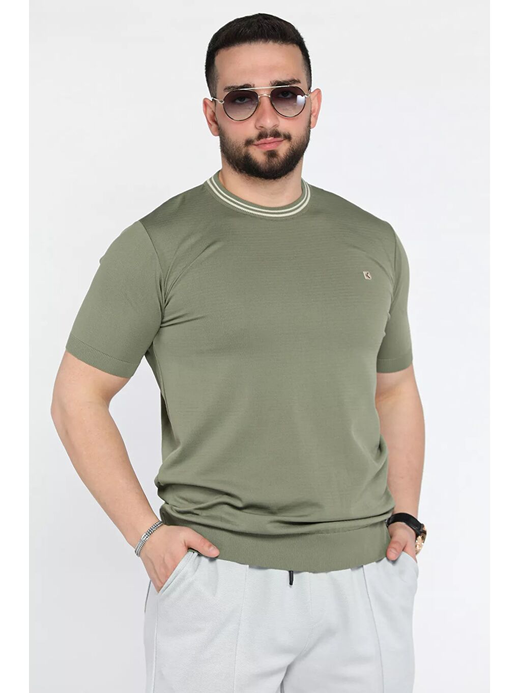 Haki Nakışlı Bisiklet Yaka Erkek Tişört