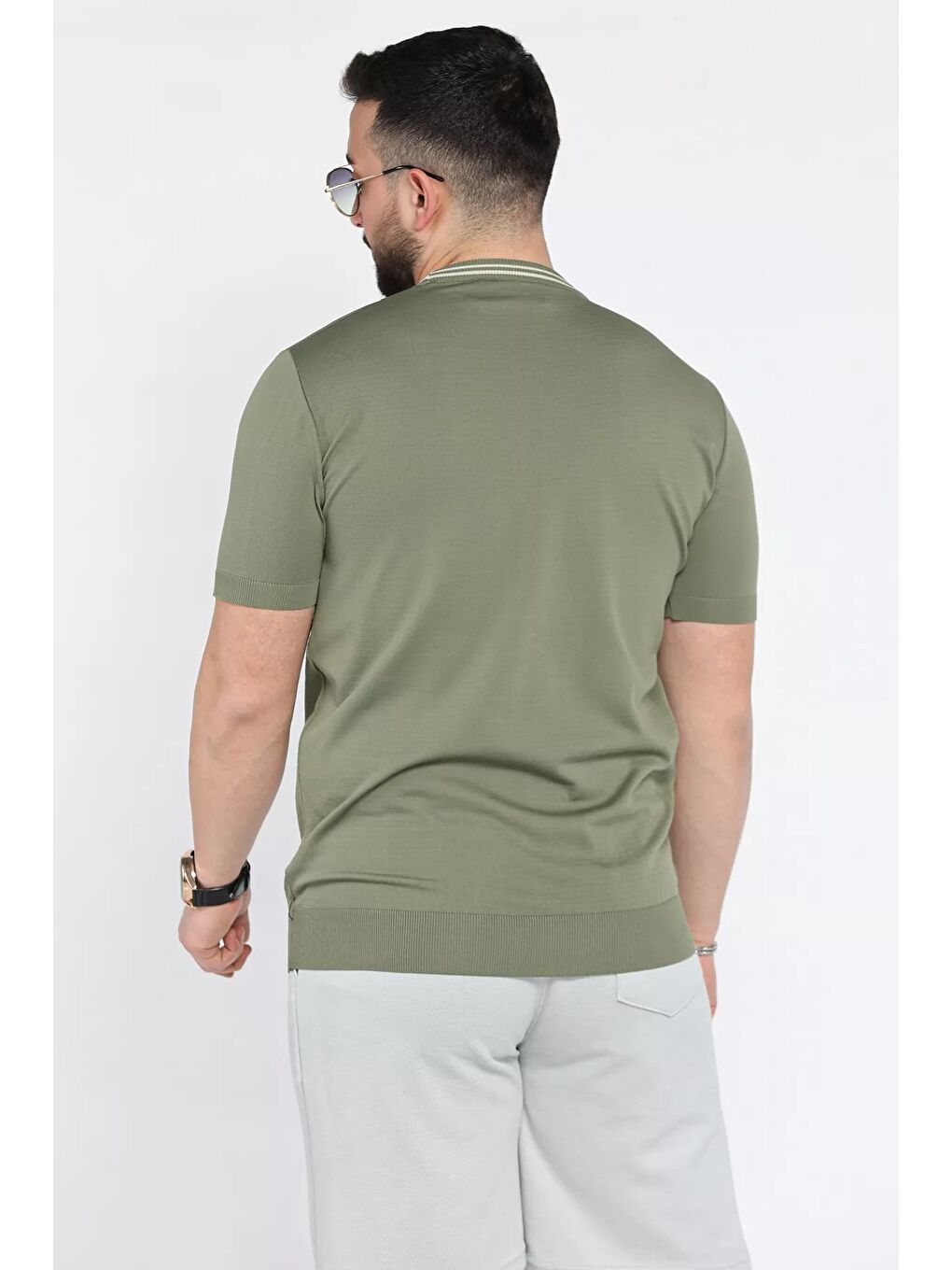 Haki Nakışlı Bisiklet Yaka Erkek Tişört-2