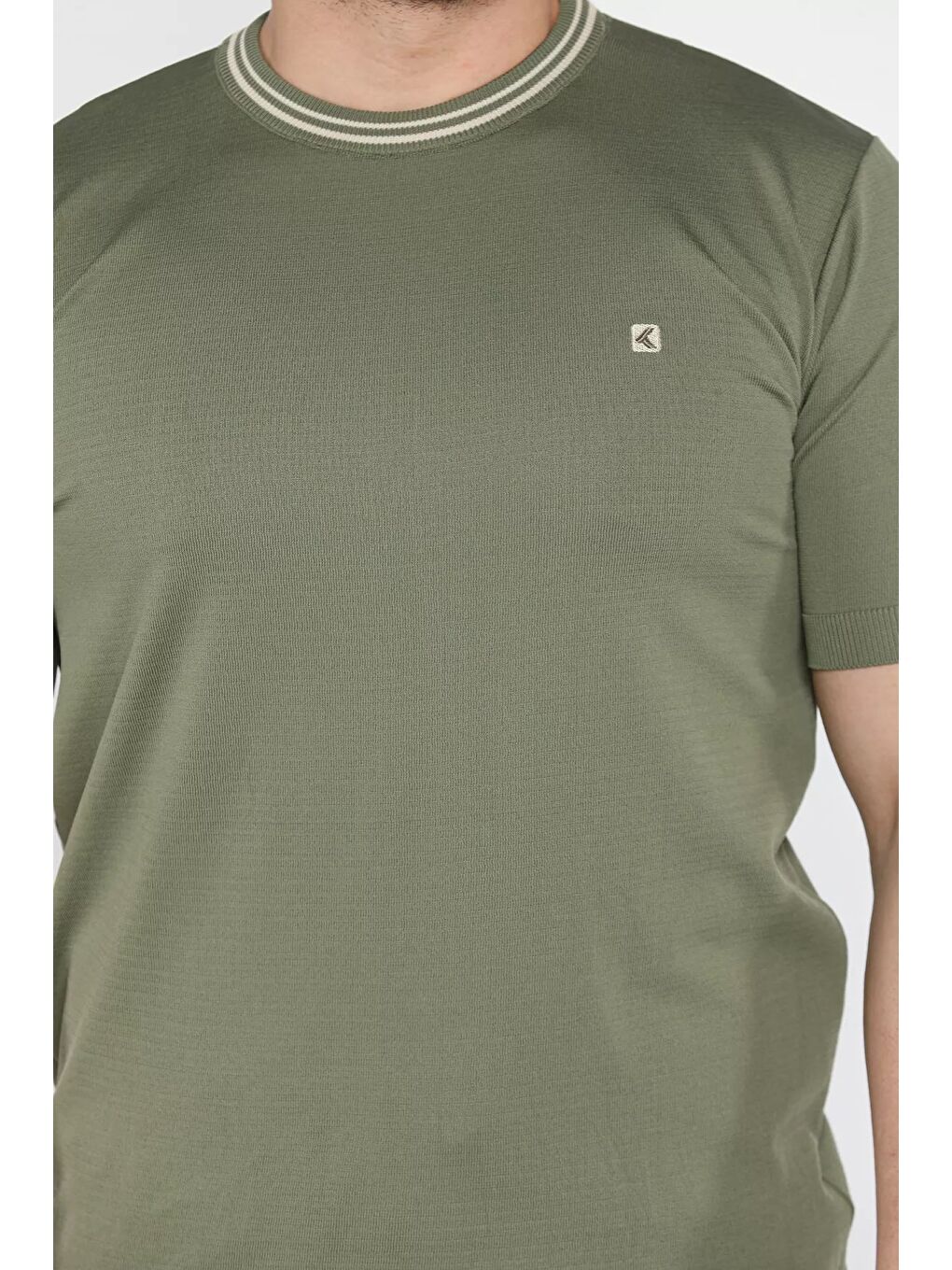 Haki Nakışlı Bisiklet Yaka Erkek Tişört-3