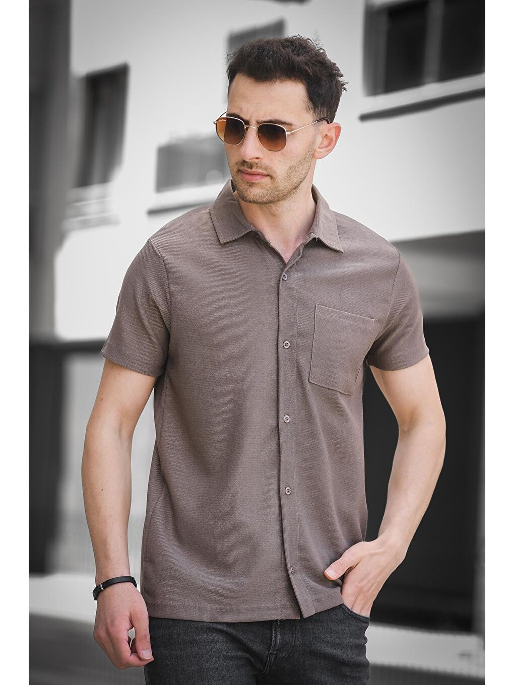 Haki Theo Slim Fit Esnek Elastanlı Kısa Kol Ayaklı Yaka Erkek Gömlek-1