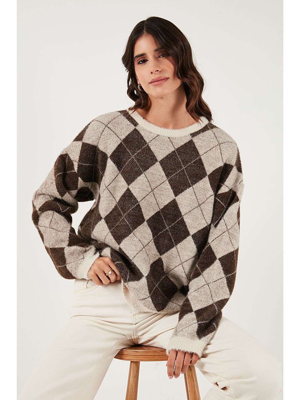 Kahverengi Baklava Desenli Oversize Bisiklet Yaka Yumuşak Dokulu Kazak 4616262