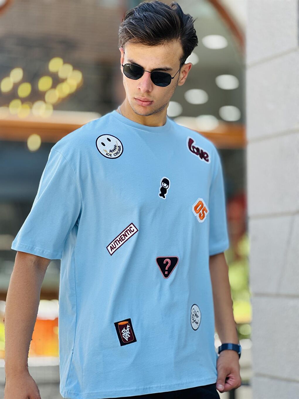 Emoji Nakışlı Kısa Kollu Tişört Oversize -Buz Mavisi- 2305-2