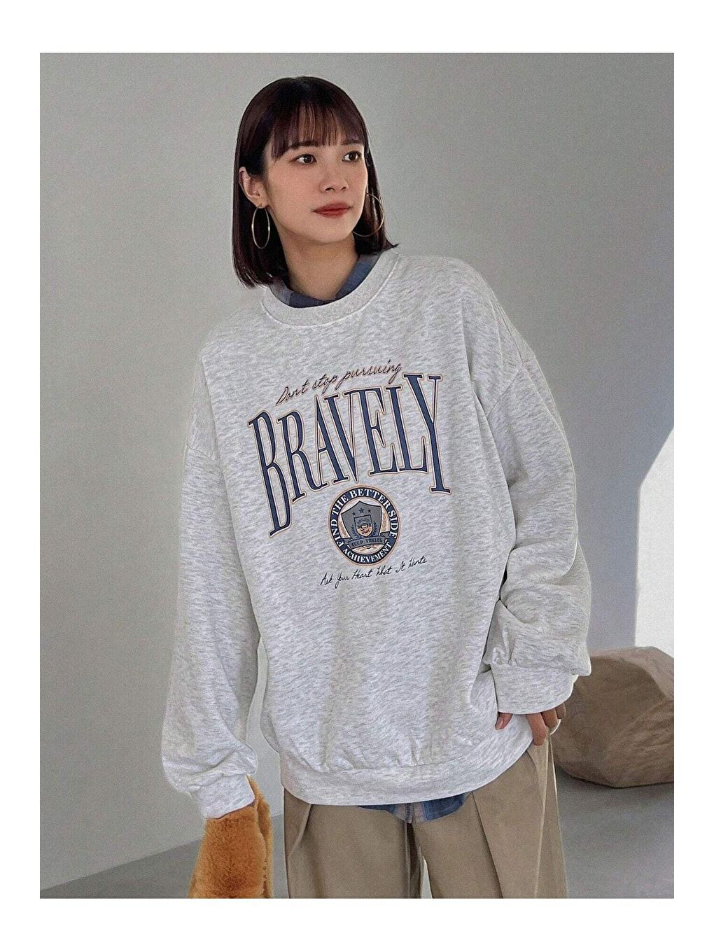 Trendseninle Gri Kadın Gri Bravely Baskılı Oversize Bisiklet Yaka Sweatshirt