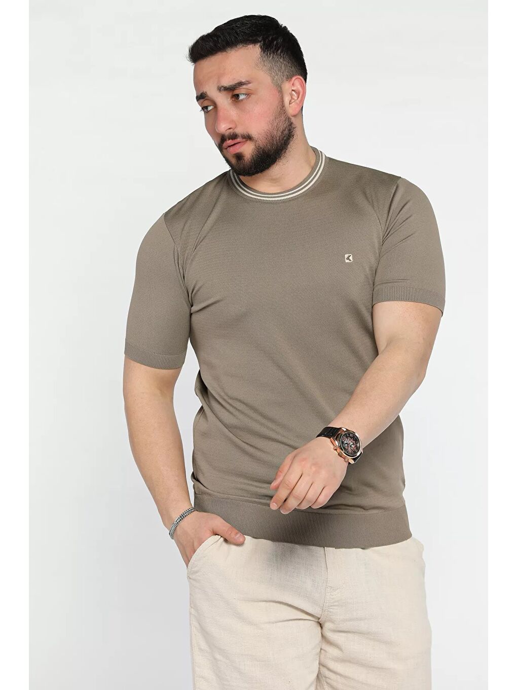 Bej Nakışlı Bisiklet Yaka Erkek Tişört-1