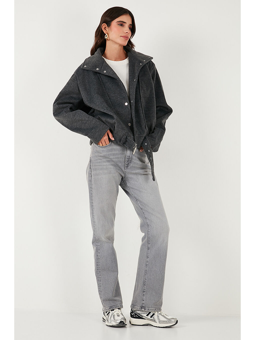 Antrasit Pamuk Karışımlı Oversize Kemer Detaylı Astarlı Kısa Kaşe Kaban 6839657-1