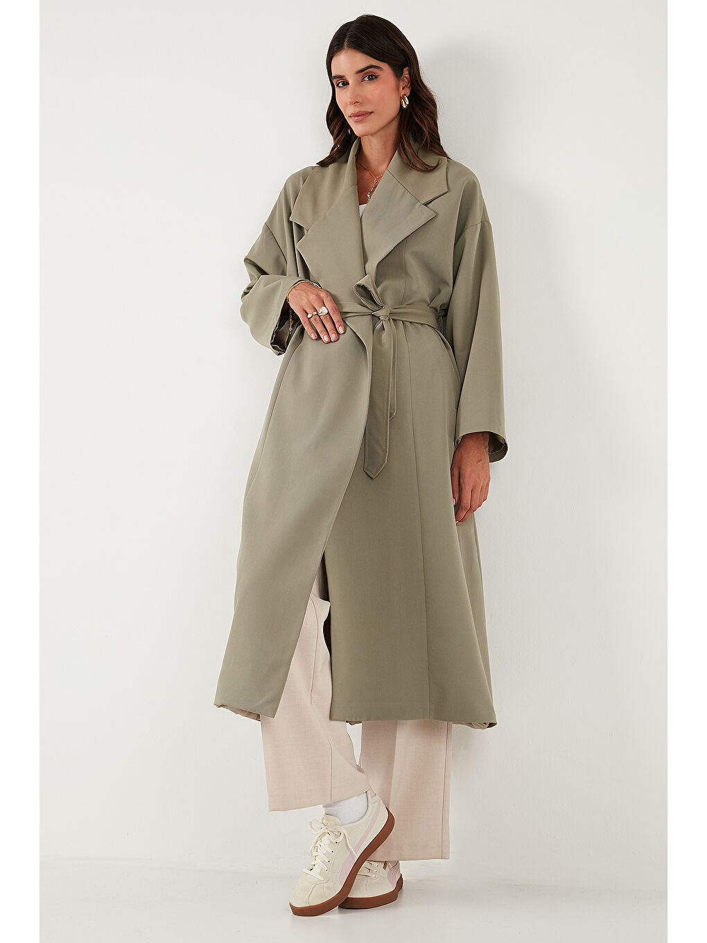 Haki Oversize Fit Kruvaze Yaka Kuşaklı Astarlı Trençkot 6839617-1