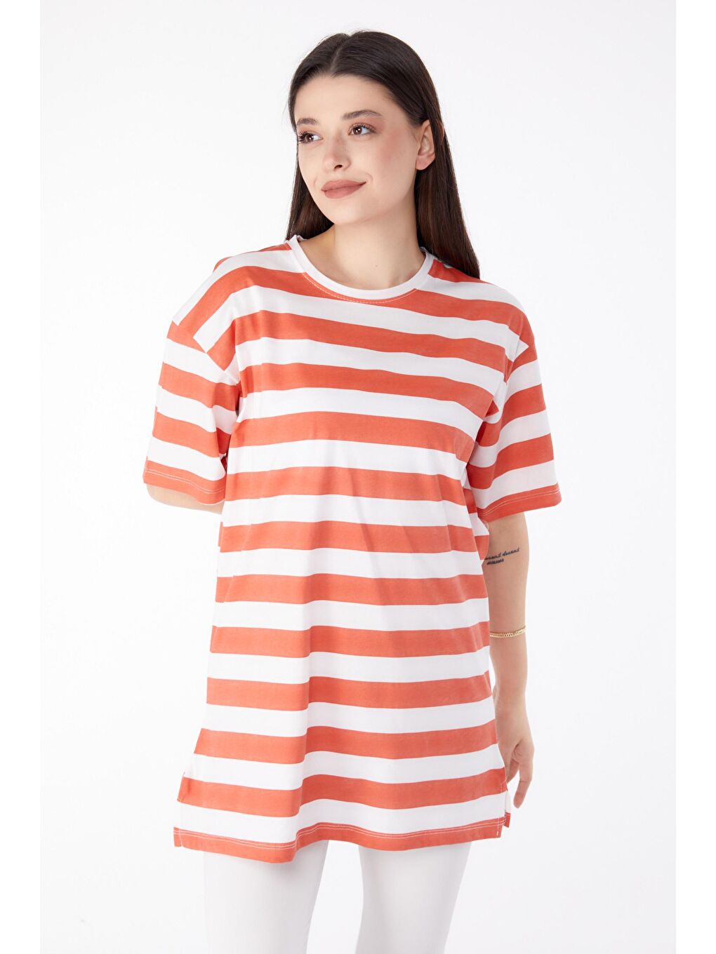 Kahverengi Bisiklet Yaka Kadın Kiremit Çizgili T-Shirt - 25304-2