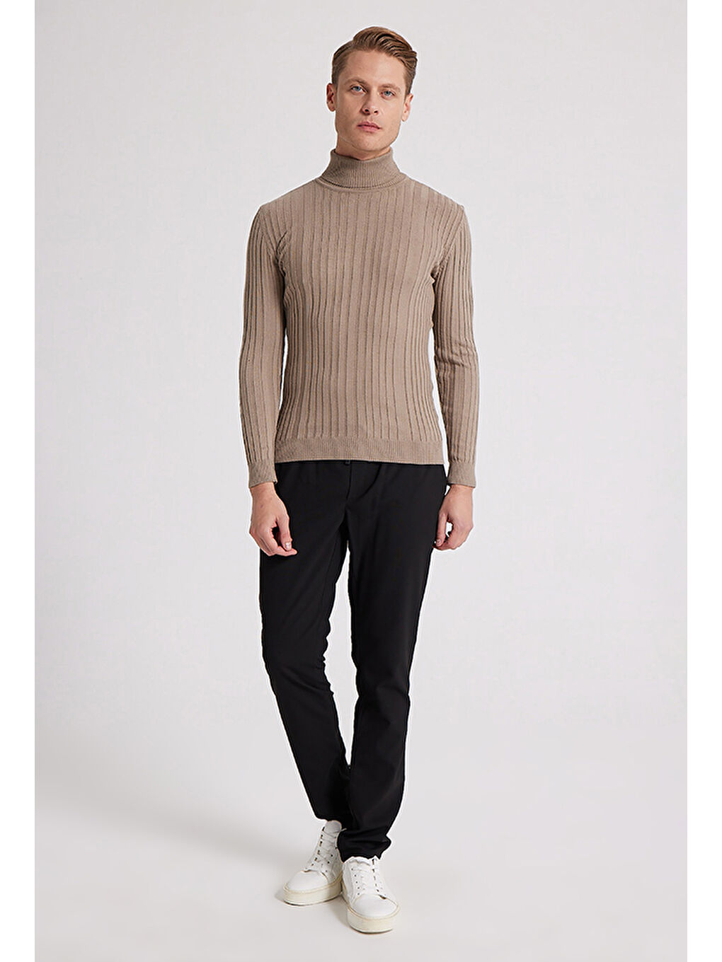 Slim Fit Bej Fitilli Pamuk Karışımlı Boğazlı Triko Kazak-3