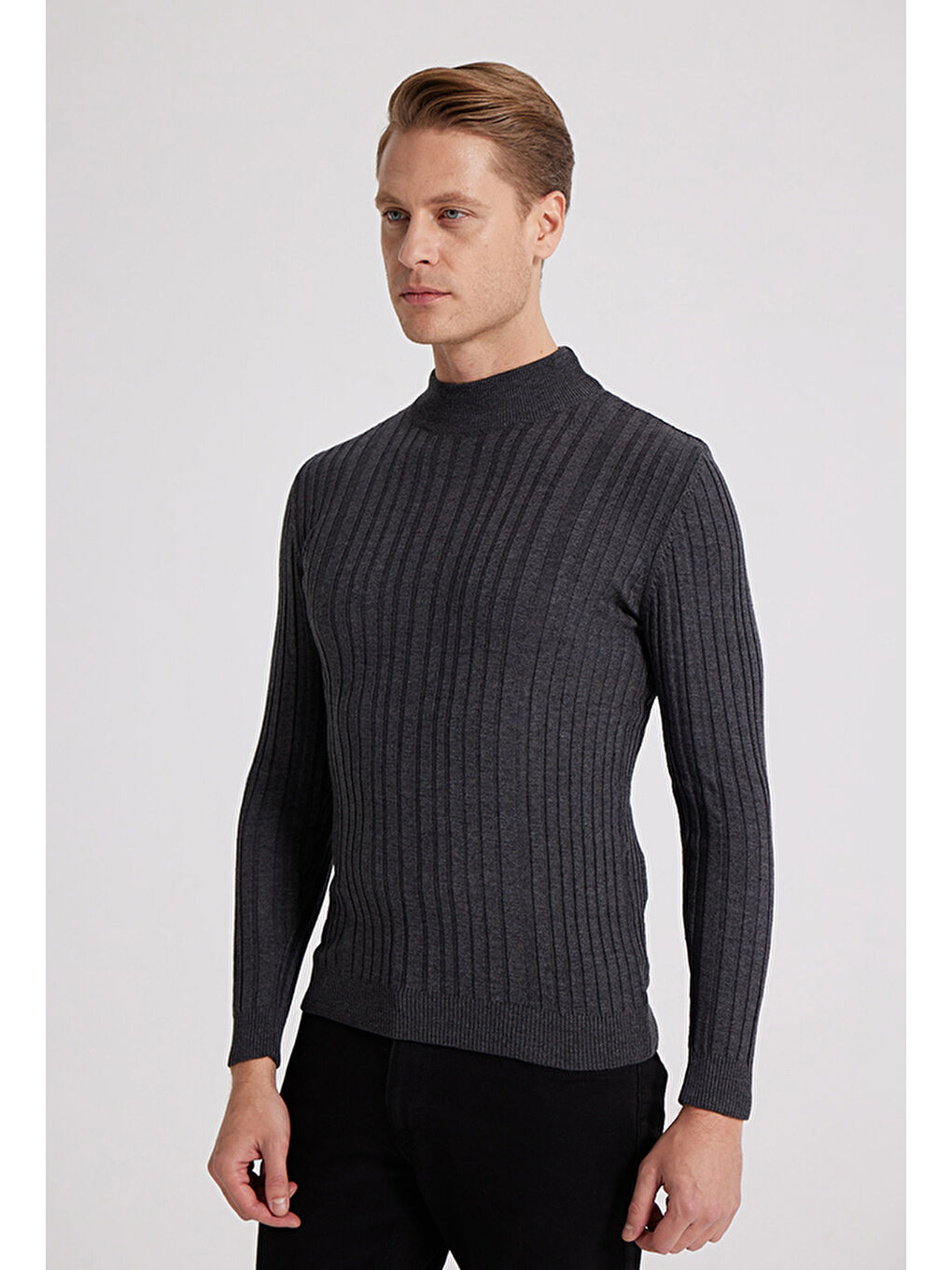 Slim Fit Antrasit Fitilli Pamuk Karışımlı Boğazlı Triko Kazak
