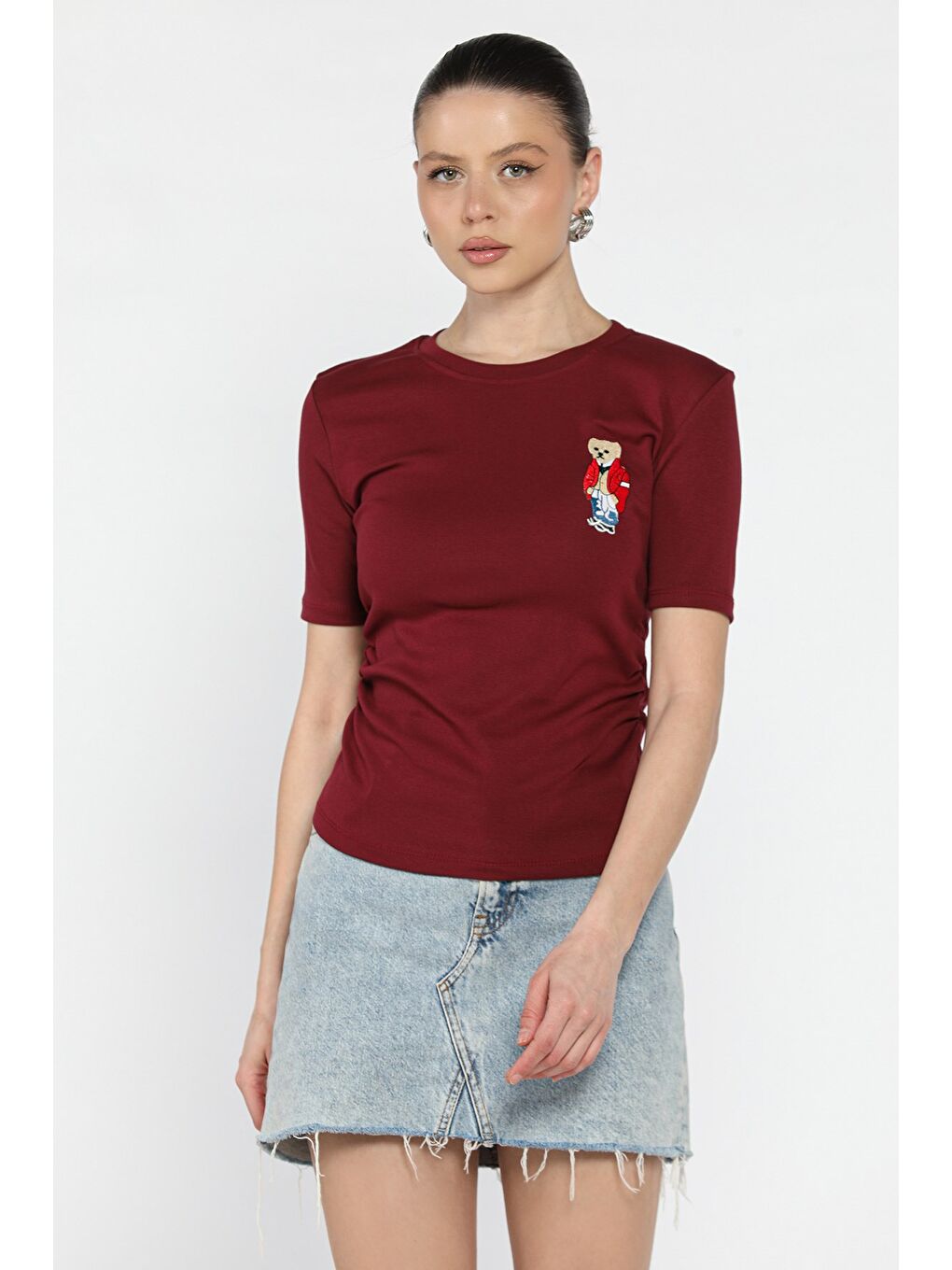 Bordo Kadın Nakış Detaylı Yanlar Büzgülü Bluz-1