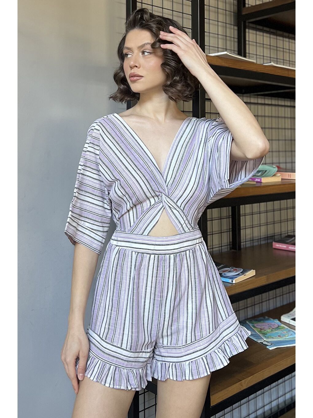 Lila Kadın Ön Düğüm Detaylı Sırt Dekolteli Çizgi Desenli Keten Elbise-1