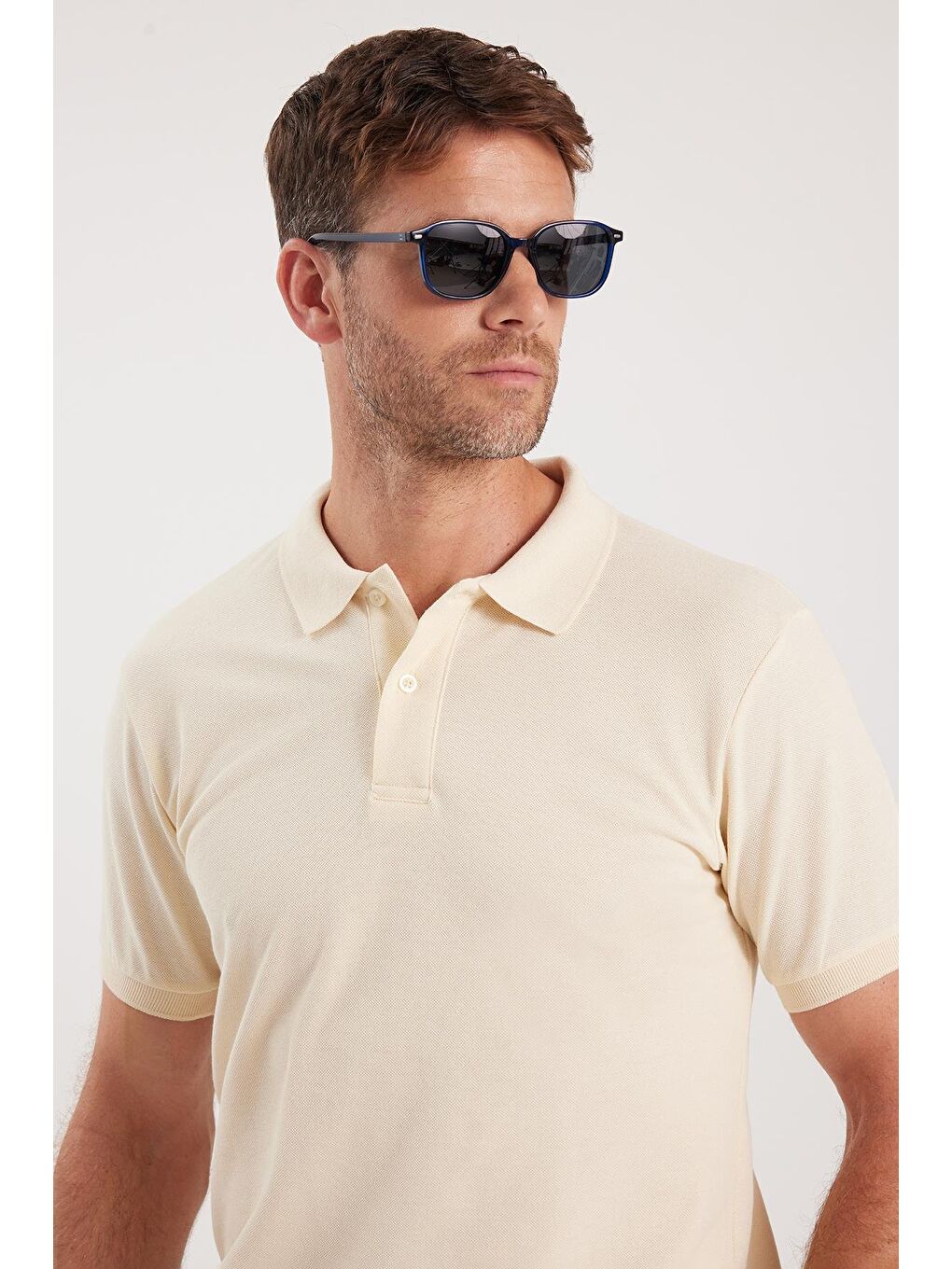 Sarı Erkek Slim Fit Dar Kesim Pamuklu Yumuşak Dokulu Serin Tutan Kumaş Düz Pike Polo Yaka Tişört-1