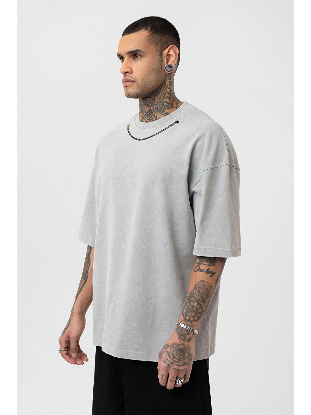 Yıkamalı Zincir Detaylı Oversize Tişört Gri-3